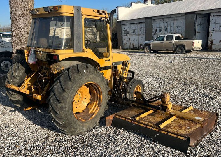 image for item LI9616 1996 Case 4230 XL  tractor