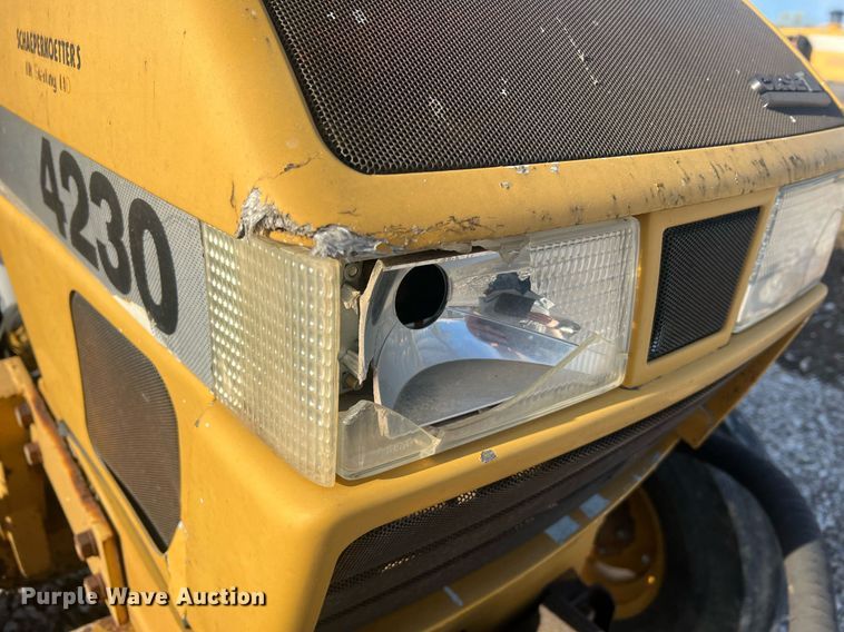 image for item LI9616 1996 Case 4230 XL  tractor