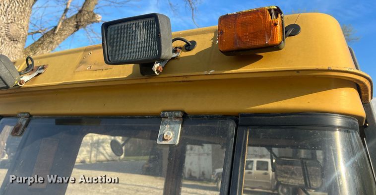 image for item LI9616 1996 Case 4230 XL  tractor