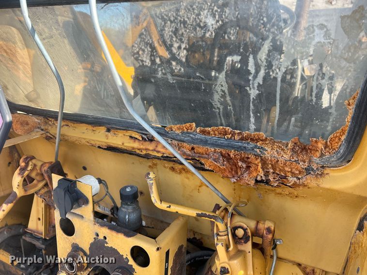 image for item LI9616 1996 Case 4230 XL  tractor