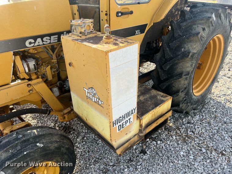 image for item LI9616 1996 Case 4230 XL  tractor