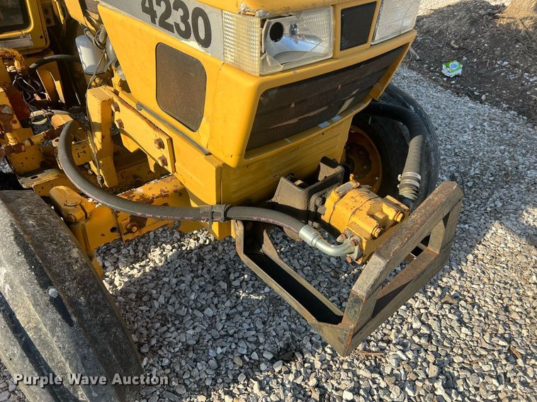 image for item LI9616 1996 Case 4230 XL  tractor