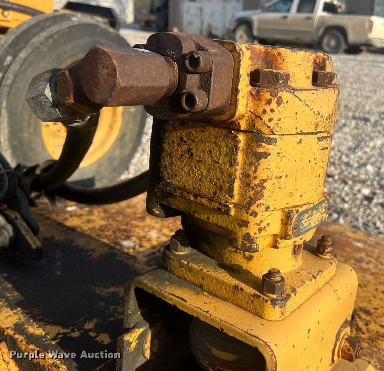 image for item LI9616 1996 Case 4230 XL  tractor