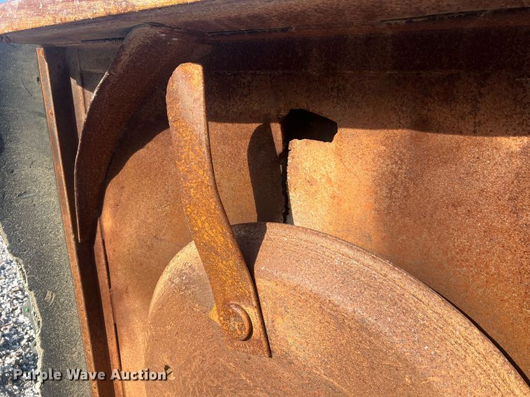 image for item LI9616 1996 Case 4230 XL  tractor