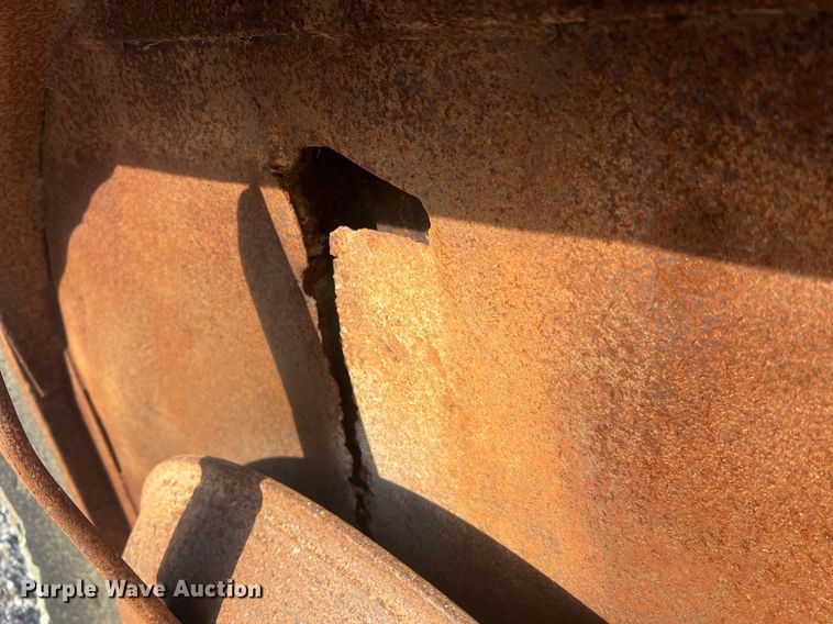 image for item LI9616 1996 Case 4230 XL  tractor