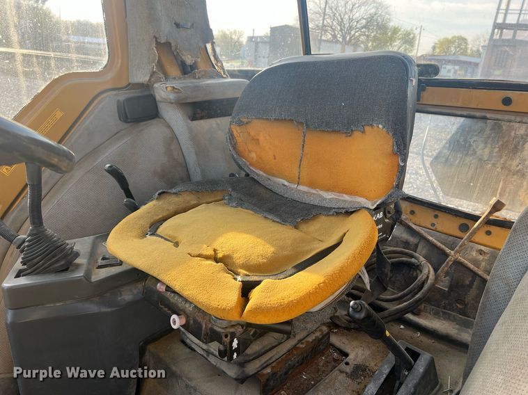 image for item LI9616 1996 Case 4230 XL  tractor