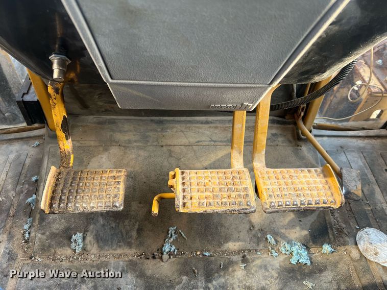 image for item LI9616 1996 Case 4230 XL  tractor