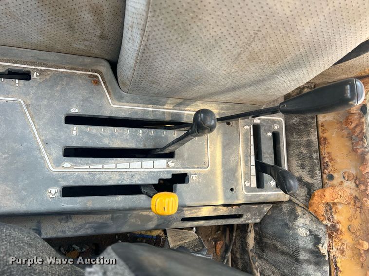 image for item LI9616 1996 Case 4230 XL  tractor