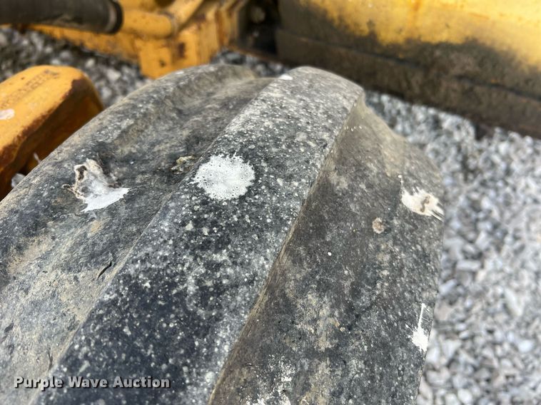 image for item LI9616 1996 Case 4230 XL  tractor