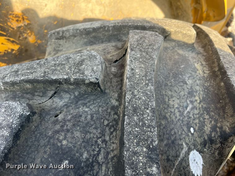 image for item LI9616 1996 Case 4230 XL  tractor