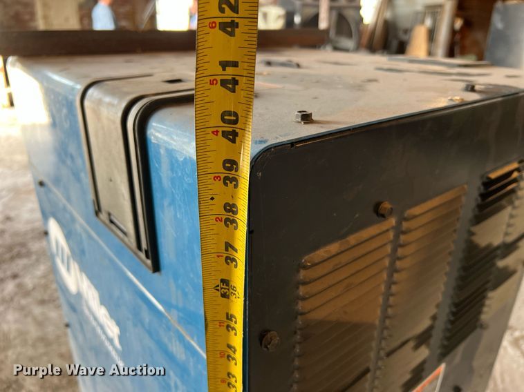 image for item LI9617 Miller Syncrowave 350LX  welder/generator