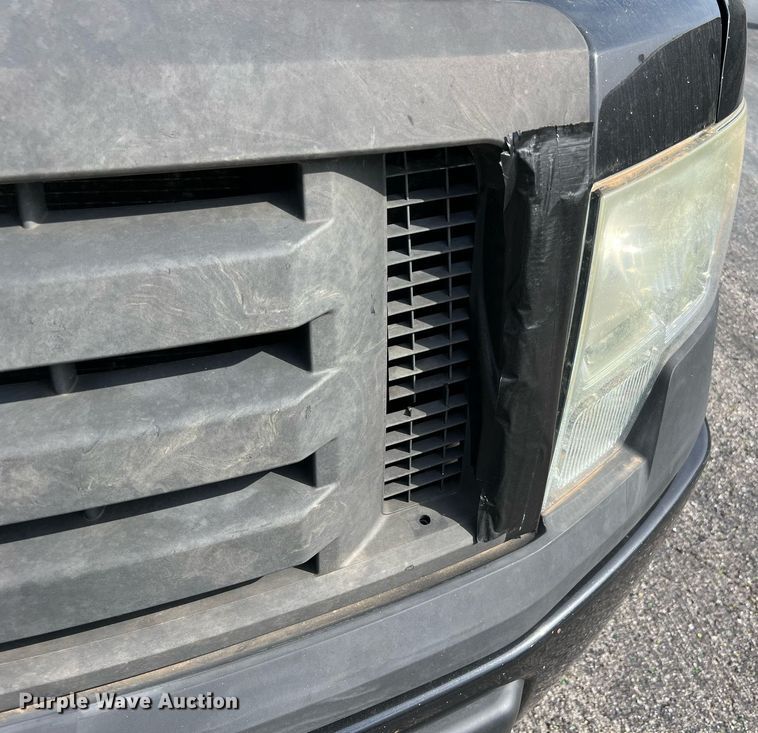 image for item LI9619 2011 Ford F150 XL  SuperCab pickup truck