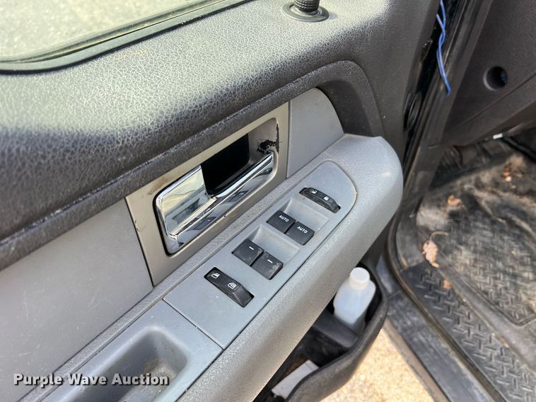 image for item LI9619 2011 Ford F150 XL  SuperCab pickup truck