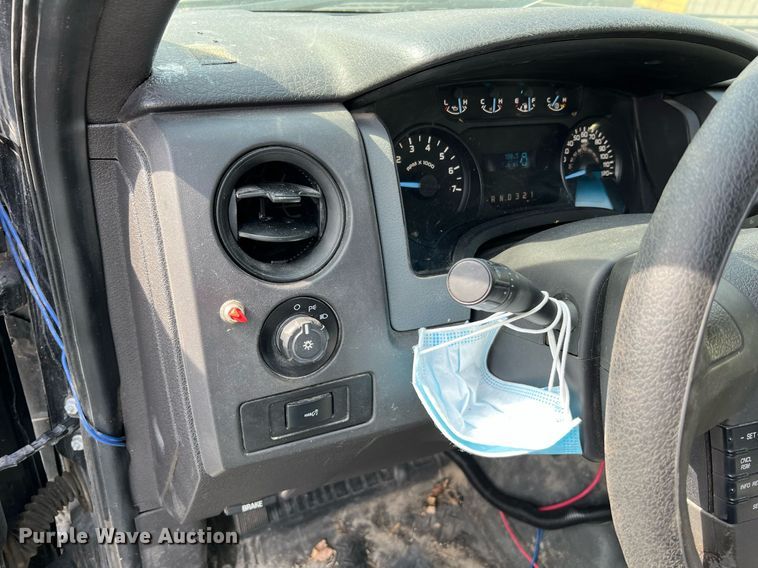 image for item LI9619 2011 Ford F150 XL  SuperCab pickup truck