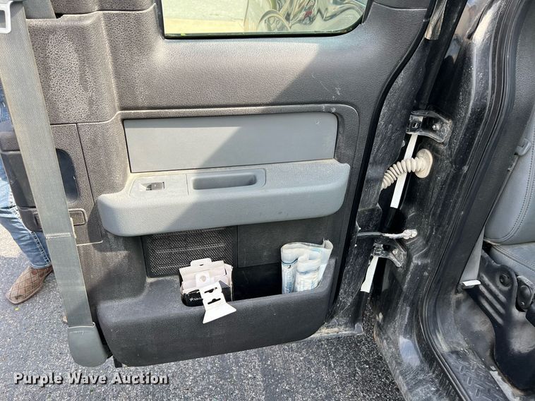 image for item LI9619 2011 Ford F150 XL  SuperCab pickup truck