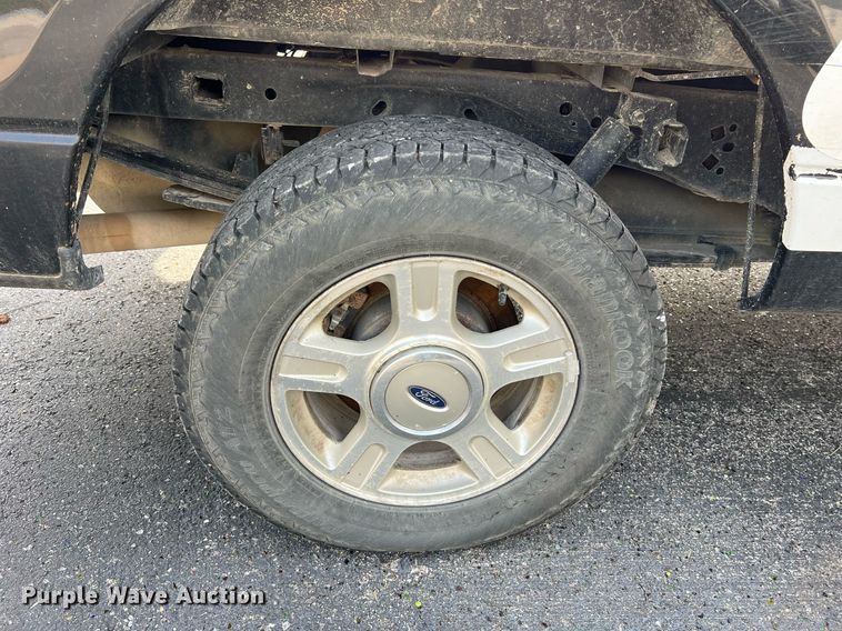 image for item LI9619 2011 Ford F150 XL  SuperCab pickup truck