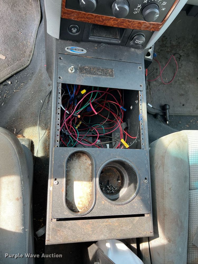 image for item LI9620 2008 Dodge Durango SLT  SUV