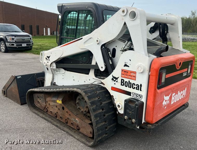 image for item LI9627 2015 Bobcat T650  tracked skid steer loader