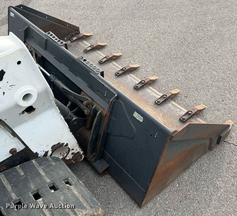image for item LI9627 2015 Bobcat T650  tracked skid steer loader
