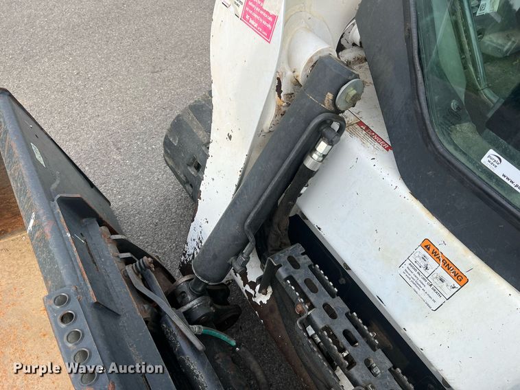 image for item LI9627 2015 Bobcat T650  tracked skid steer loader