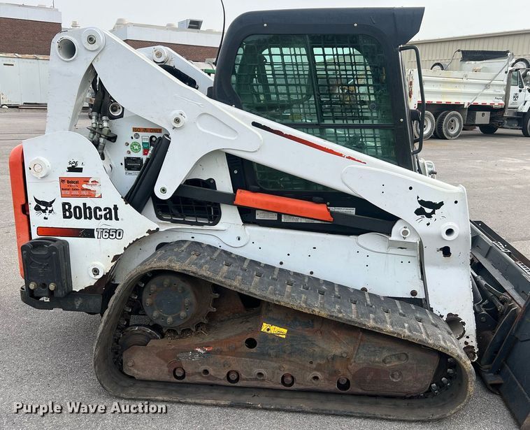 image for item LI9627 2015 Bobcat T650  tracked skid steer loader