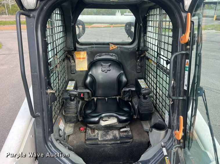 image for item LI9627 2015 Bobcat T650  tracked skid steer loader