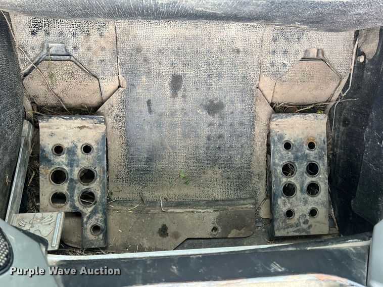 image for item LI9627 2015 Bobcat T650  tracked skid steer loader