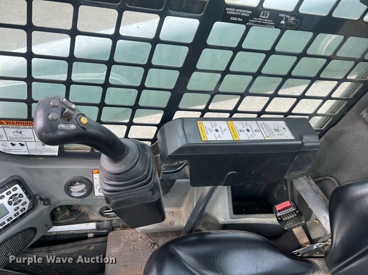 image for item LI9627 2015 Bobcat T650  tracked skid steer loader