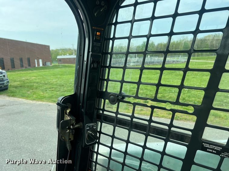 image for item LI9627 2015 Bobcat T650  tracked skid steer loader