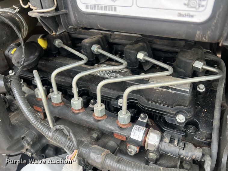 image for item LI9627 2015 Bobcat T650  tracked skid steer loader