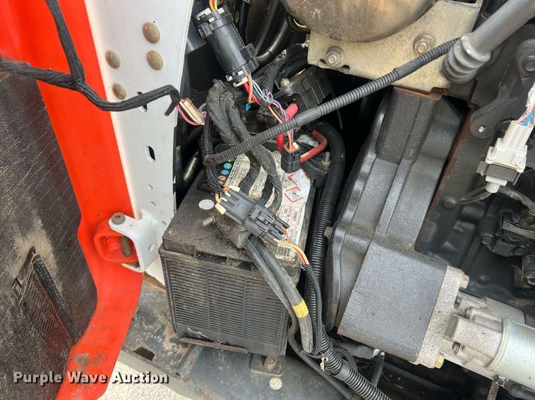 image for item LI9627 2015 Bobcat T650  tracked skid steer loader