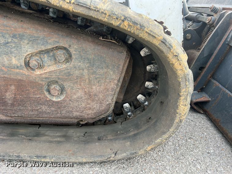 image for item LI9627 2015 Bobcat T650  tracked skid steer loader