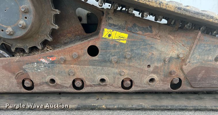 image for item LI9627 2015 Bobcat T650  tracked skid steer loader