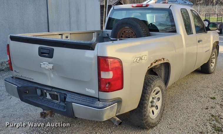 image for item LL9044 2008 Chevrolet Silverado 1500  Ext. Cab pickup truck