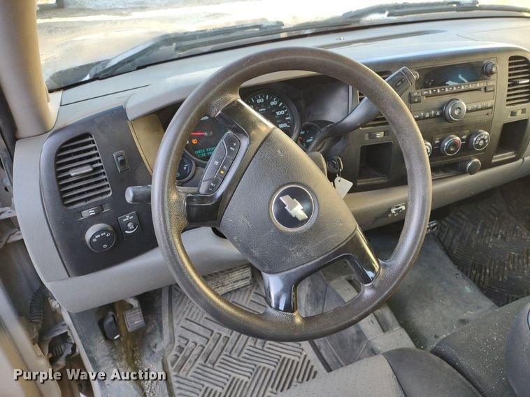 image for item LL9044 2008 Chevrolet Silverado 1500  Ext. Cab pickup truck