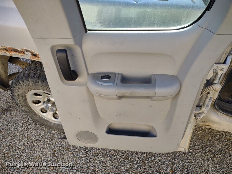 image for item LL9044 2008 Chevrolet Silverado 1500  Ext. Cab pickup truck