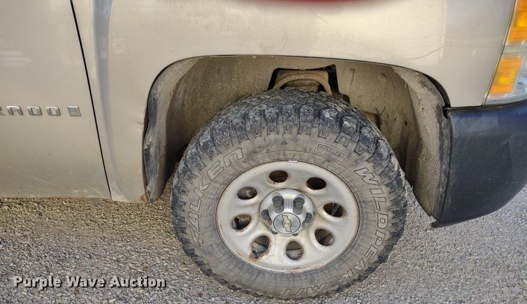 image for item LL9044 2008 Chevrolet Silverado 1500  Ext. Cab pickup truck