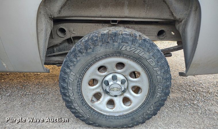 image for item LL9044 2008 Chevrolet Silverado 1500  Ext. Cab pickup truck