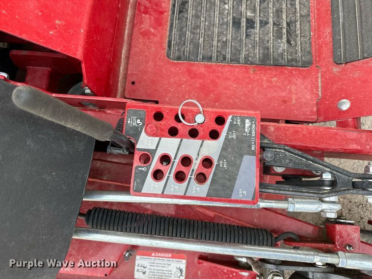 image for item LN9196 Ferris IS3200Z  ZTR lawn mower