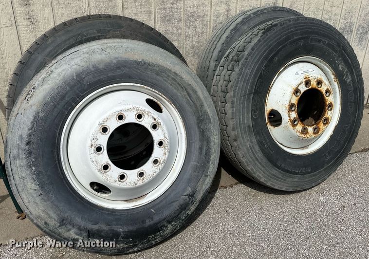 image for item LN9198 (4) tires and wheels