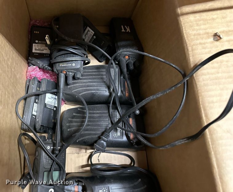 image for item LN9201 Motorola  two-way radios