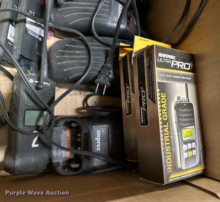 image for item LN9201 Motorola  two-way radios