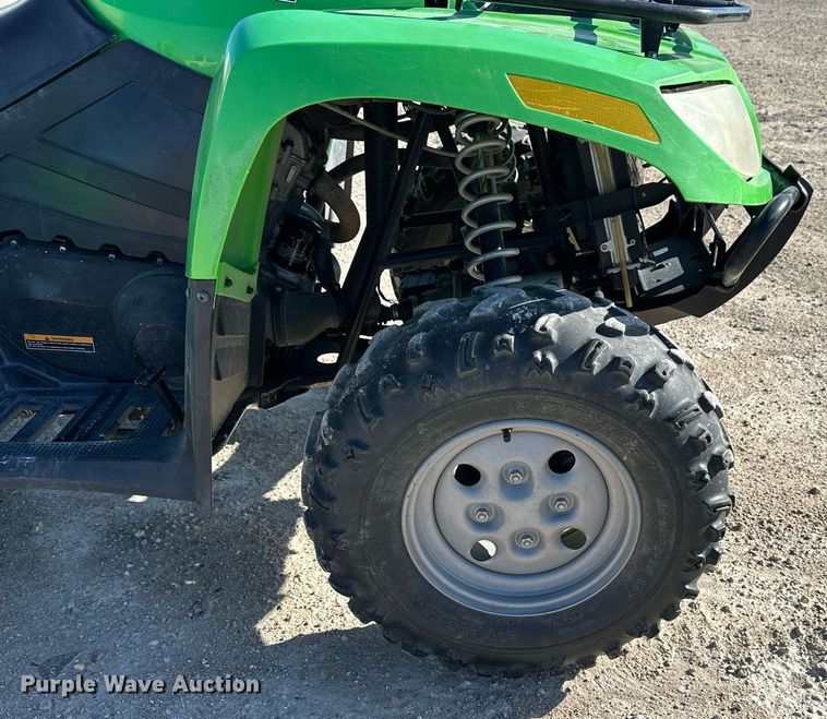 image for item LN9442 2009 Arctic Cat 550 H1 EFI  ATV