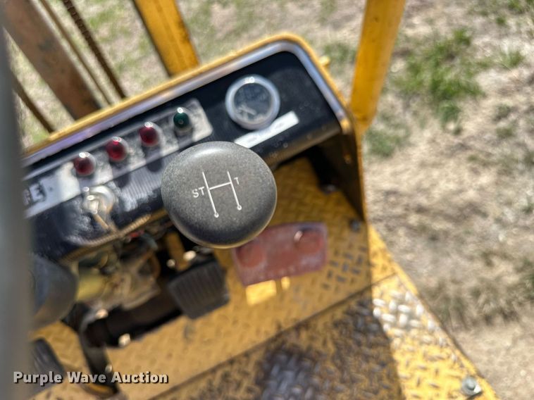 image for item LN9443 Hyster H30E  forklift