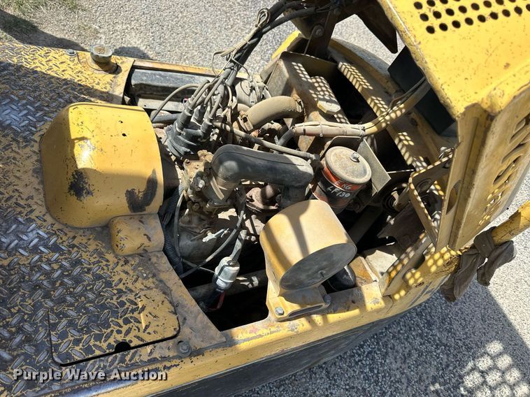 image for item LN9443 Hyster H30E  forklift