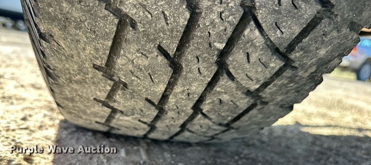 image for item LN9444 2001 Chevrolet Silverado 2500HD  Crew Cab pickup truck