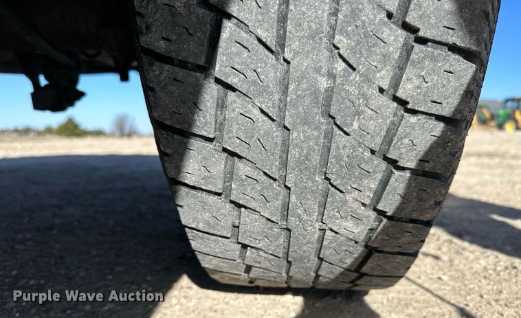 image for item LN9444 2001 Chevrolet Silverado 2500HD  Crew Cab pickup truck