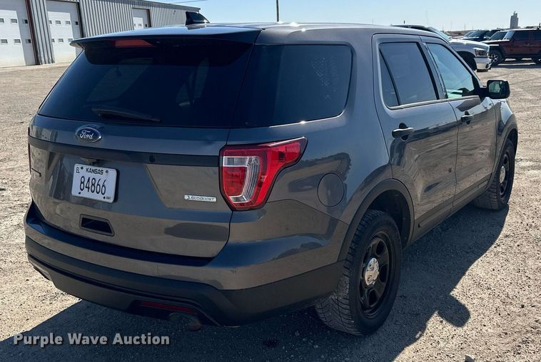 image for item LN9446 2016 Ford Explorer Police Interceptor  SUV
