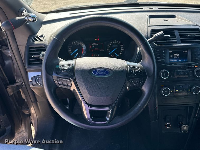image for item LN9446 2016 Ford Explorer Police Interceptor  SUV