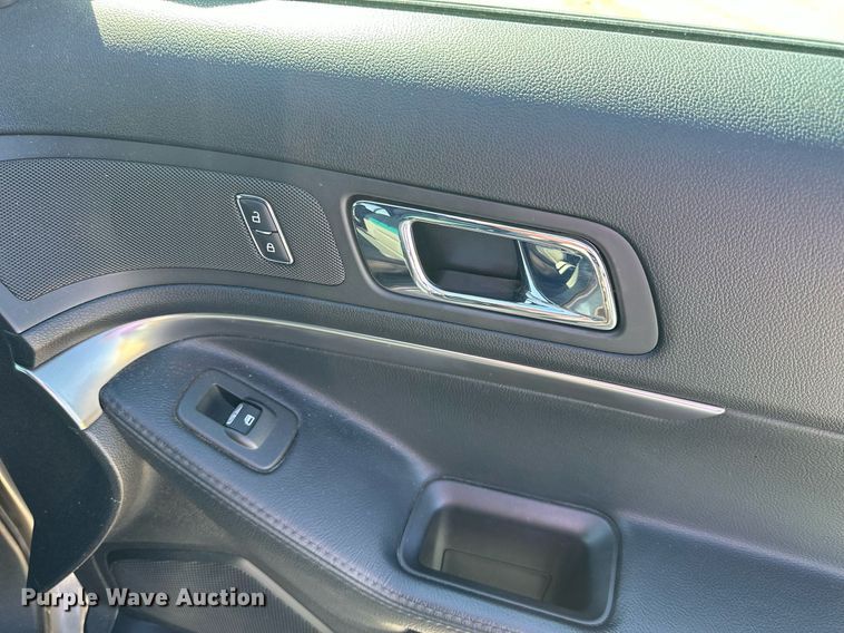 image for item LN9446 2016 Ford Explorer Police Interceptor  SUV